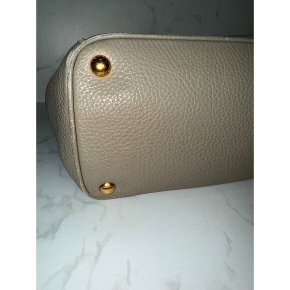 Prada Vitello Daino Double-Handle Tote in Talco - Picture 11 of 12